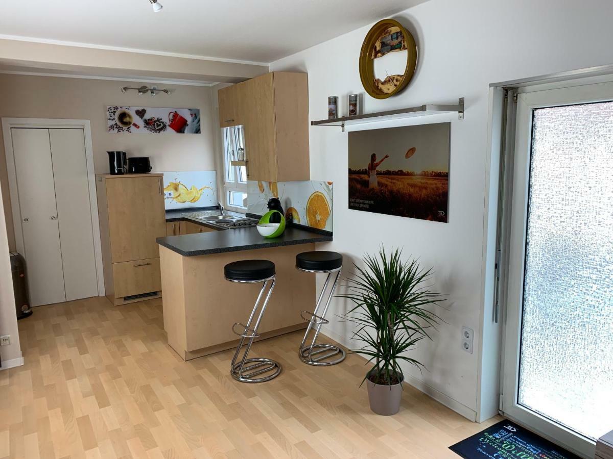 Schoenes Apartment Terrasse 2P. Stadtnah Wuerzburg Wlan Εξωτερικό φωτογραφία
