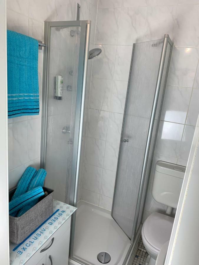 Schoenes Apartment Terrasse 2P. Stadtnah Wuerzburg Wlan Εξωτερικό φωτογραφία